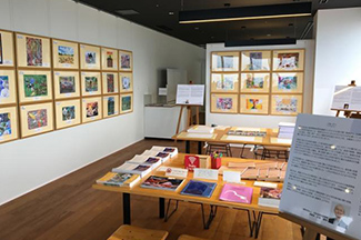 写真：作品展示の様子（ワークショップスペース）