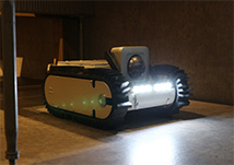 写真：床下点検ロボット